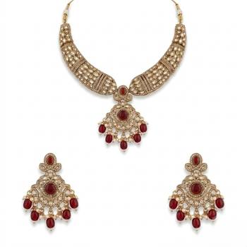 Gold plated kundan choker necklace set with ruby red stones & pearl jhumka earrings for indian wedding bridal wear 4