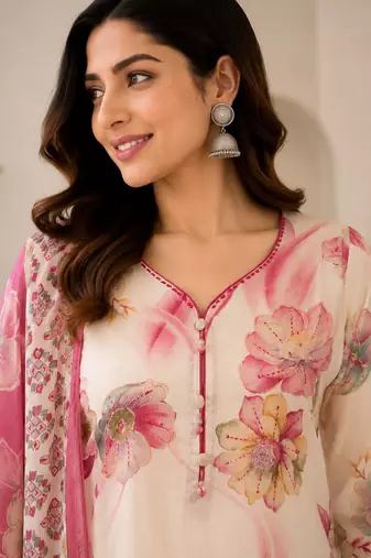 Pink cotton blend floral print kurta set