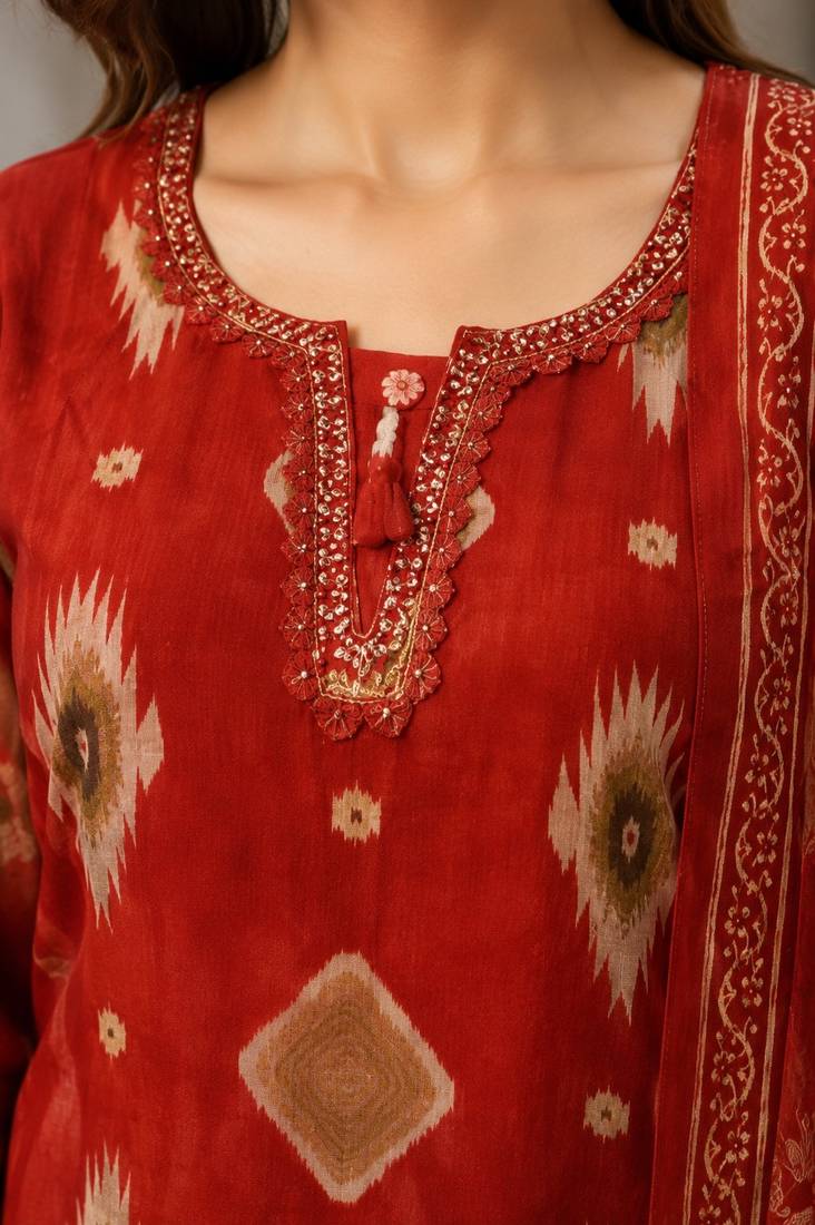 Red cotton blend geometric print kurta set