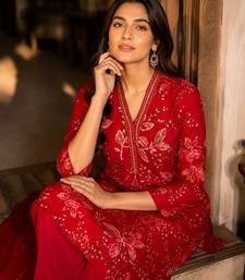Red cotton blend floral print kurta set