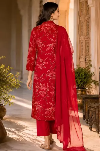 Red cotton blend floral print kurta set