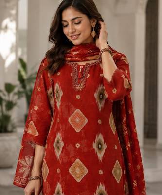 Red cotton blend geometric print kurta set 4