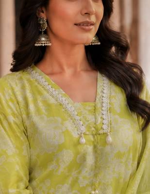Lime green cotton blend floral print kurta set 5