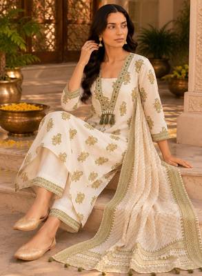 Beige cotton blend geometric print kurta set 3
