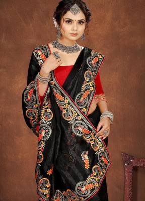 black color georgette embroidered saree with un-stitched blouse 5