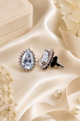 Crystal aurora halo studs