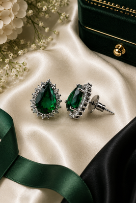 Emerald celeste halo studs 2