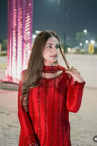 Red sequins embroidery rangoli silk blend kurta set