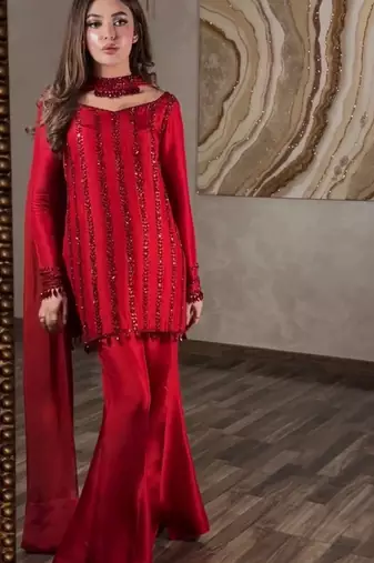 Red sequins embroidery rangoli silk blend kurta set