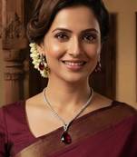 Maroon rhodium-plated agate stone necklace set with earrings