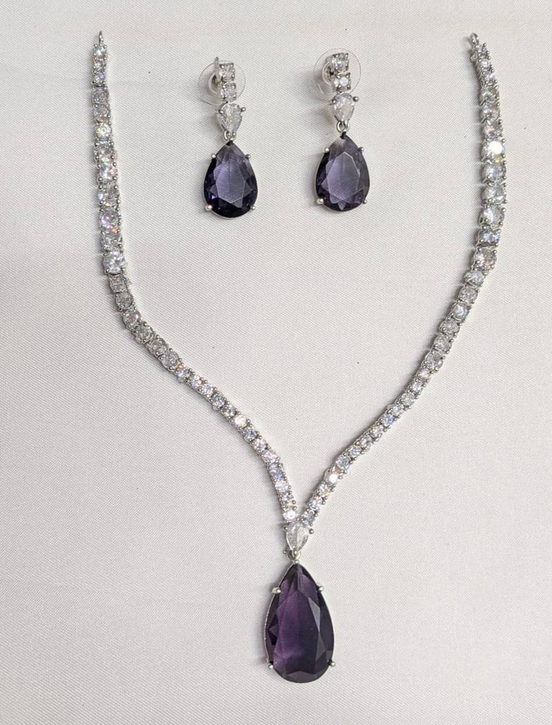 Purple rhodium-plated agate stone necklace set with earrings