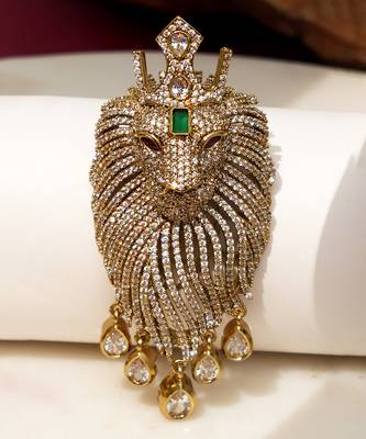 Gold plated green stone lion head brooch 1