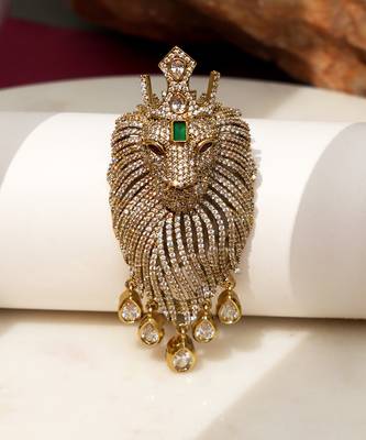Gold plated green stone lion head brooch 2