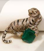 Gold plated green stone crouching tiger brooch