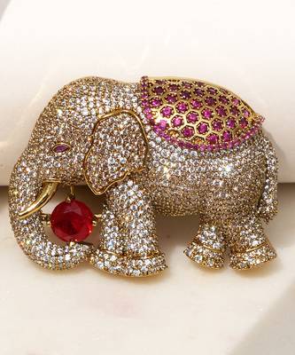 Gold plated red stone royal elephant brooch 1
