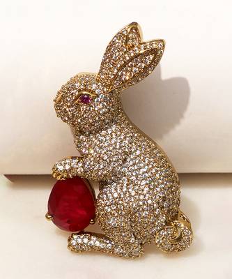 Gold plated red stone rabbit motif brooch 1