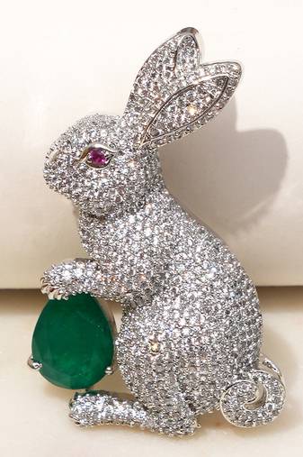 Silver plated green stone rabbit motif brooch