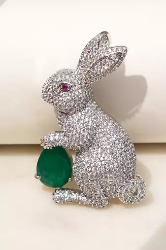Silver plated green stone rabbit motif brooch