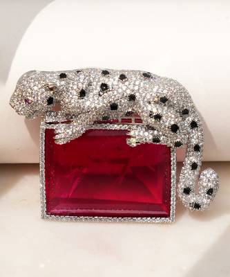 Silver plated ruby red stone crouching leopard brooch 1