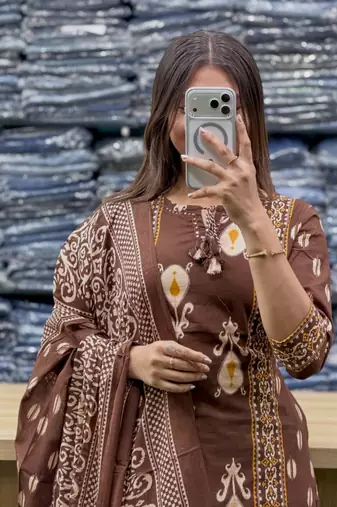 Women's Cotton Printed Kurta Pant with Dupatta Set – Brown
