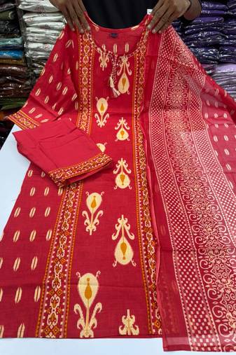 Women's Cotton Printed Kurta Pant with Dupatta -RED