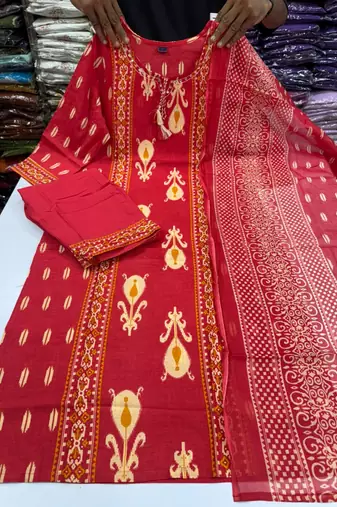 Women's Cotton Printed Kurta Pant with Dupatta -RED