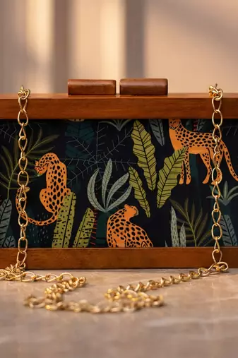 Leopard print wooden clutch bag for women with detachable strap