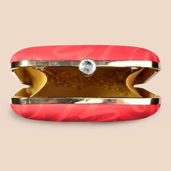 Red heart printed compact box clutch bag with detachable strap chain 3