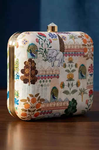 Graphic printed box clutchbag for women with detachable strap