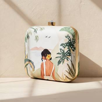 Casual printed girl portarait box clutch bag for women with detachable strap 2