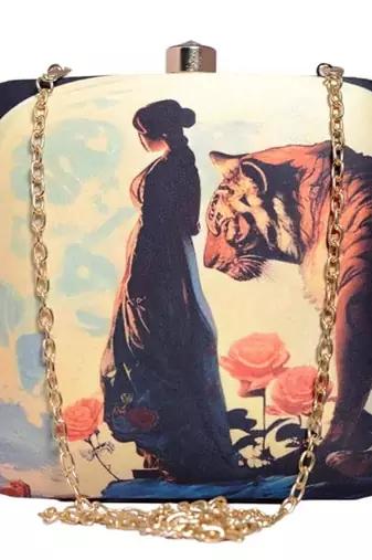 Women with tiger portarit printed box clutch bag for women with detachable strap