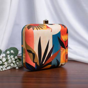 Floral printed box clutch bag for women with detachable strap 2