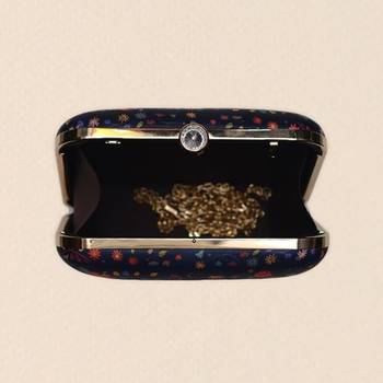 Printed box clutch bag for women with detachable strap 3