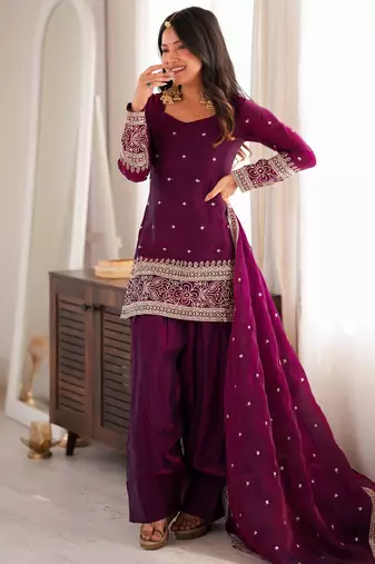 Wine heavy fendy silk embroidered kurta with farshi shalwar & glass roman silk dupatta set
