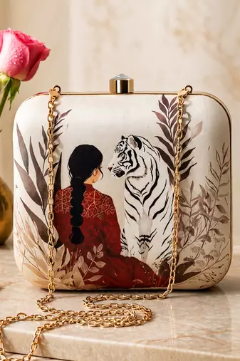 Lady with white tiger printed box clutch bag for women with detachable strap