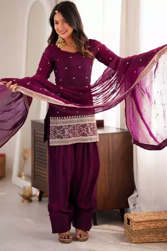 Wine heavy fendy silk embroidered kurta with farshi shalwar & glass roman silk dupatta set