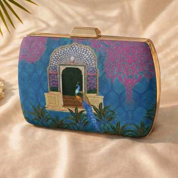 Peacock printed clutchbag for women with detachable strap 2