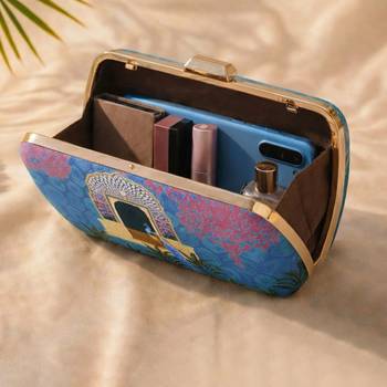 Peacock printed clutchbag for women with detachable strap 3