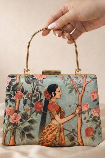 Traditional women portrait printed clutchbag for women with detachable strap