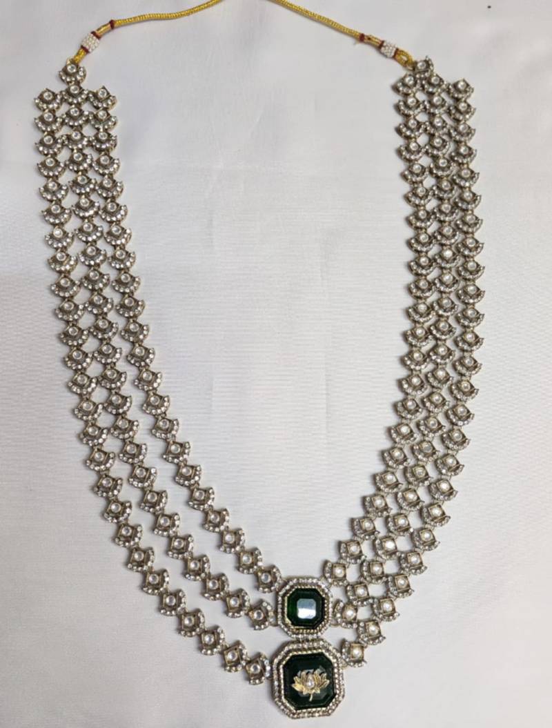 Green antique gold-plated agate stone  kundan dula mala Men Jewellery