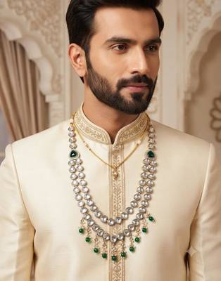 Green antique gold-plated agate stone kundan dula mala Men Jewellery 1