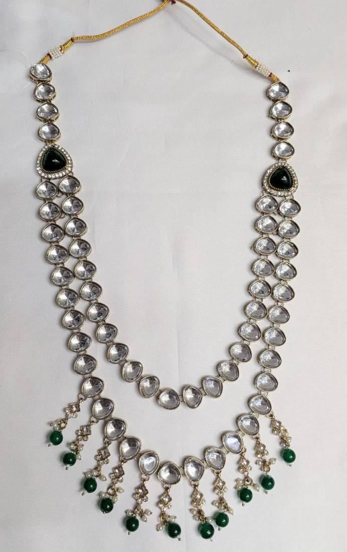 Green antique gold-plated agate stone kundan dula mala Men Jewellery