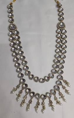 White antique gold-plated agate stone kundan dula mala Men Jewellery 2