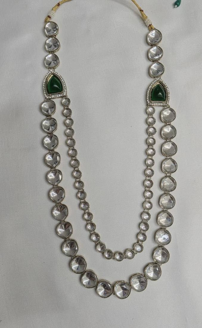 Green antique gold-plated agate stone kundan dula mala Men Jewellery