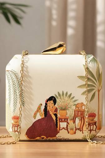 Vintage courtyard printed clutch bag for women with detachable strap