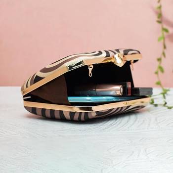 Swirl art printed clutch bag for women with detachable strap 3