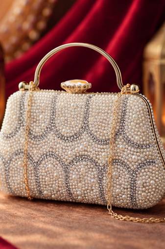 White pearl & arch-pattern handle clutch bag for women with detachable strap