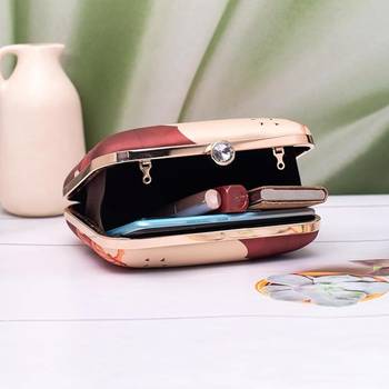 Red saree muse portrait clutch bag for women with detachable strap 3