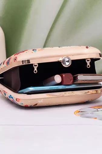 Twin owls printed clutch for women with detachable strap