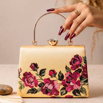 Gold floral embellished luxury clutch bag  for women with detachable strap 3